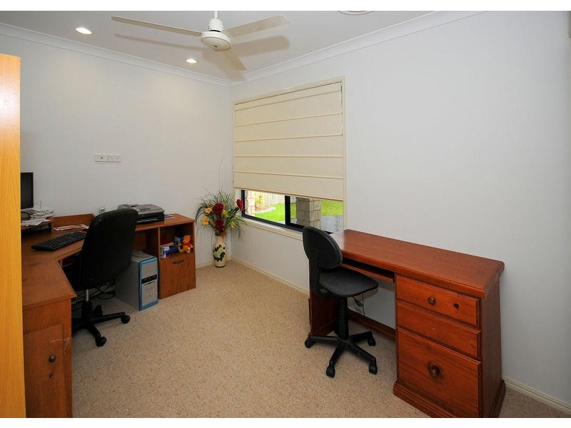 16 Kingston Ct, Point Vernon QLD 4655