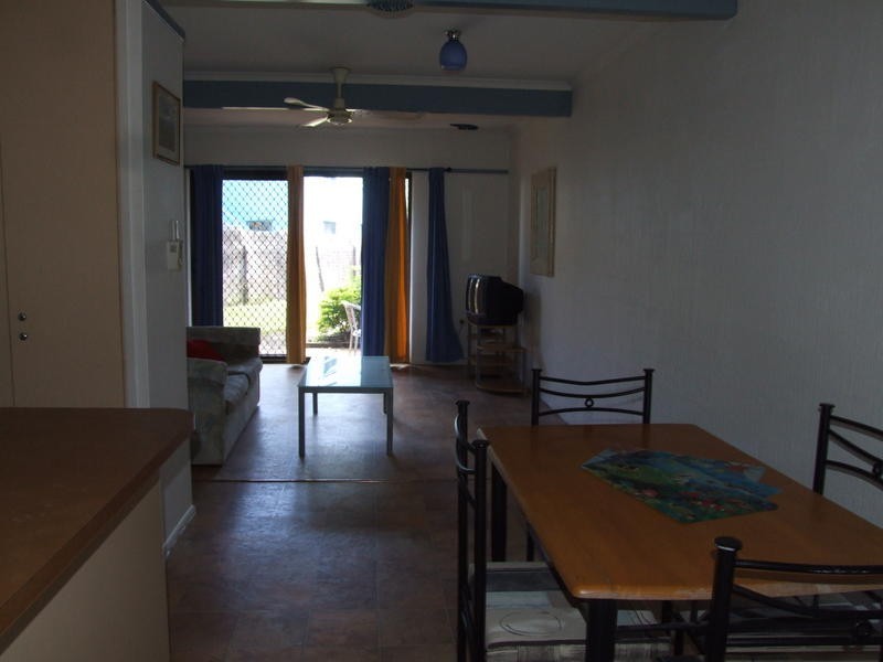 10/ 436 Esplanade, Torquay QLD 4655