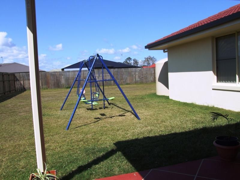 94 Endeavour Way, Eli Waters QLD 4655
