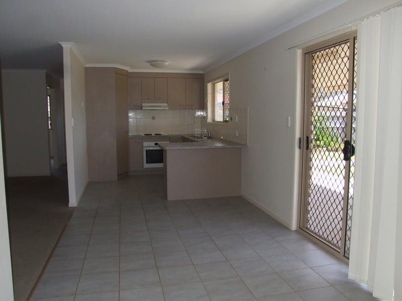 9 Kensi Ct, Point Vernon QLD 4655