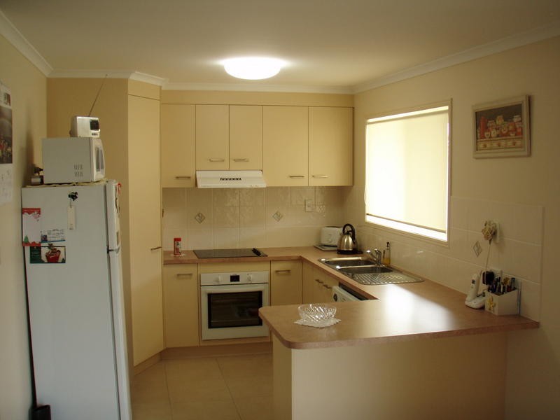 91 Wattle St, Point Vernon QLD 4655
