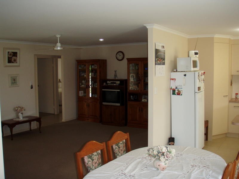 91 Wattle St, Point Vernon QLD 4655