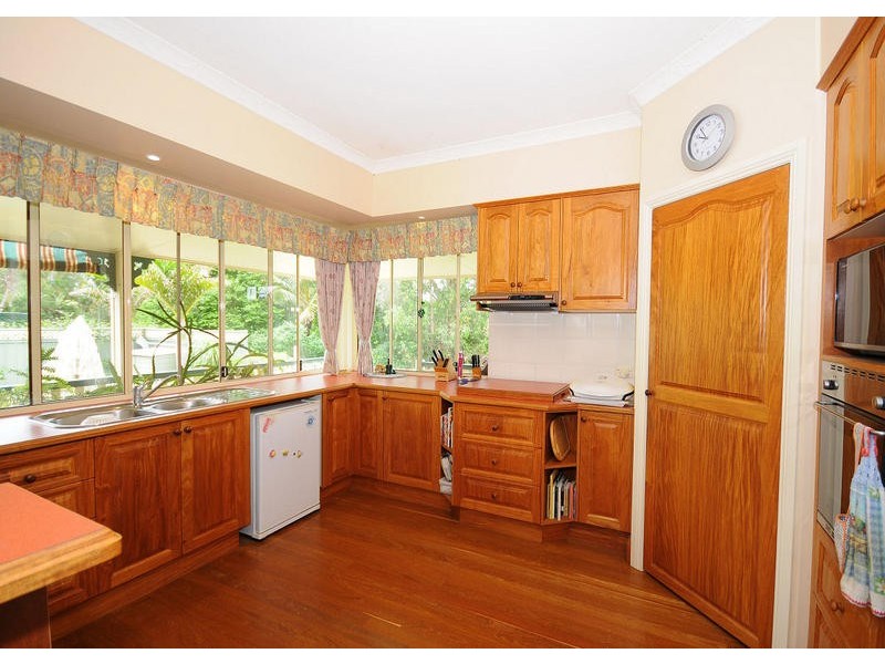 42 Palmwood Drive, Dundowran Beach QLD 4655