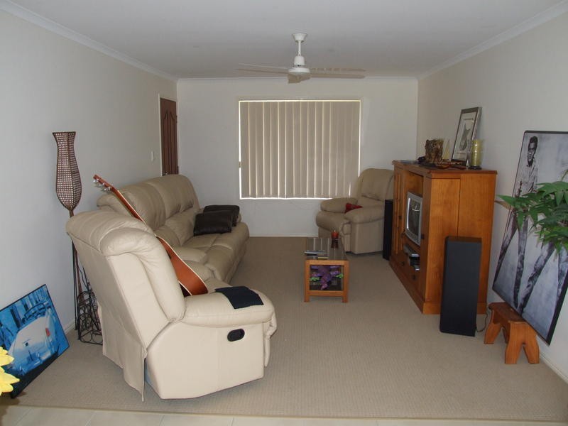 81 Martin St, Point Vernon QLD 4655