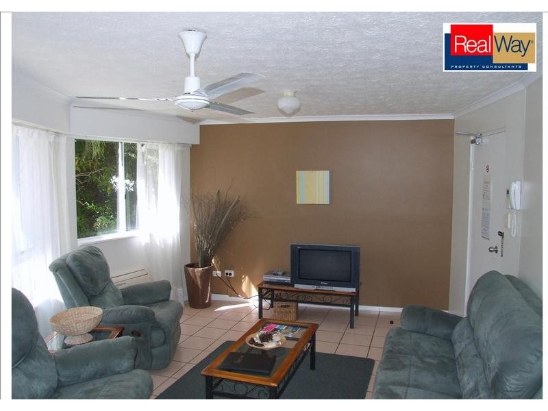 6/ 407 Esplanade, Torquay QLD 4655