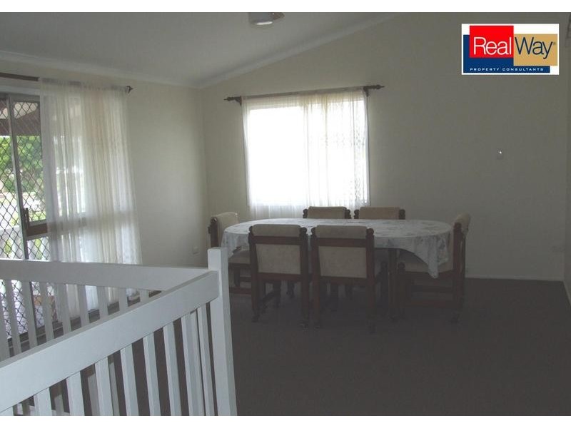 57 Hibiscus St, Urangan QLD 4655