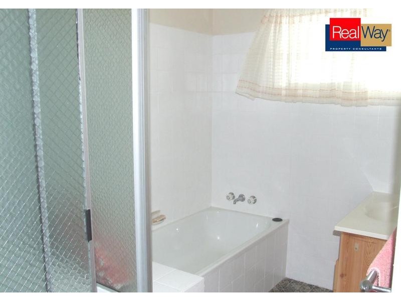 57 Hibiscus St, Urangan QLD 4655