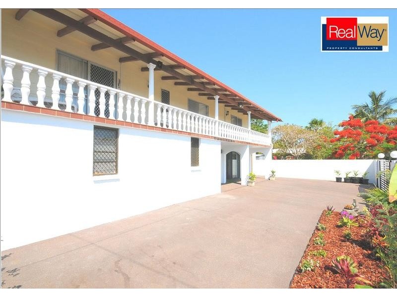 57 Hibiscus St, Urangan QLD 4655