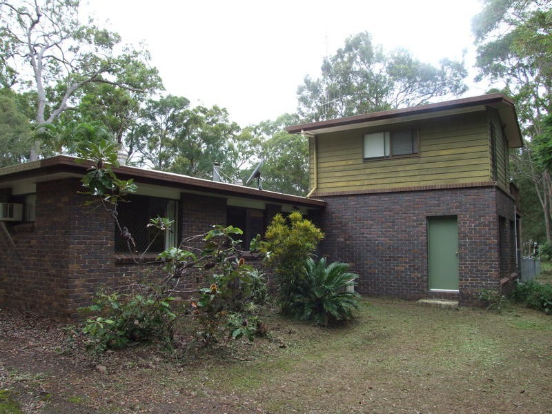 411 Booral Rd, Booral QLD 4655