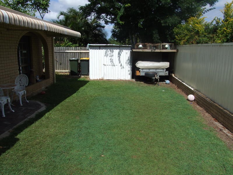 100 Denmans Camp Rd, Torquay QLD 4655