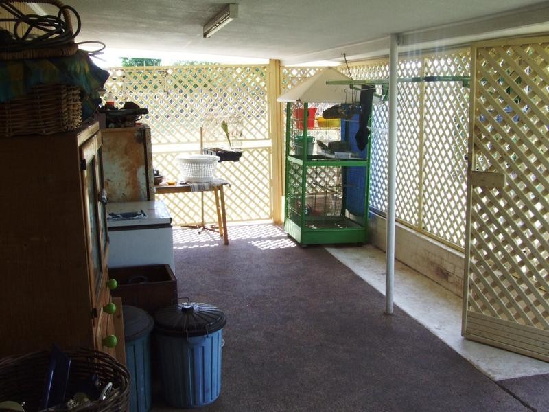 100 Denmans Camp Rd, Torquay QLD 4655