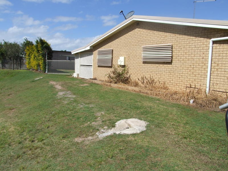 100 Denmans Camp Rd, Torquay QLD 4655