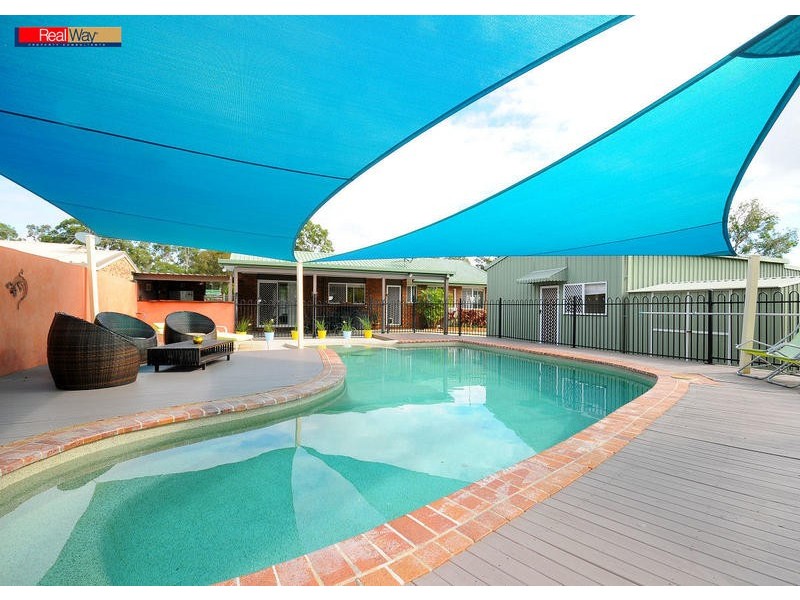 28 Fairway Drive, Urraween QLD 4655