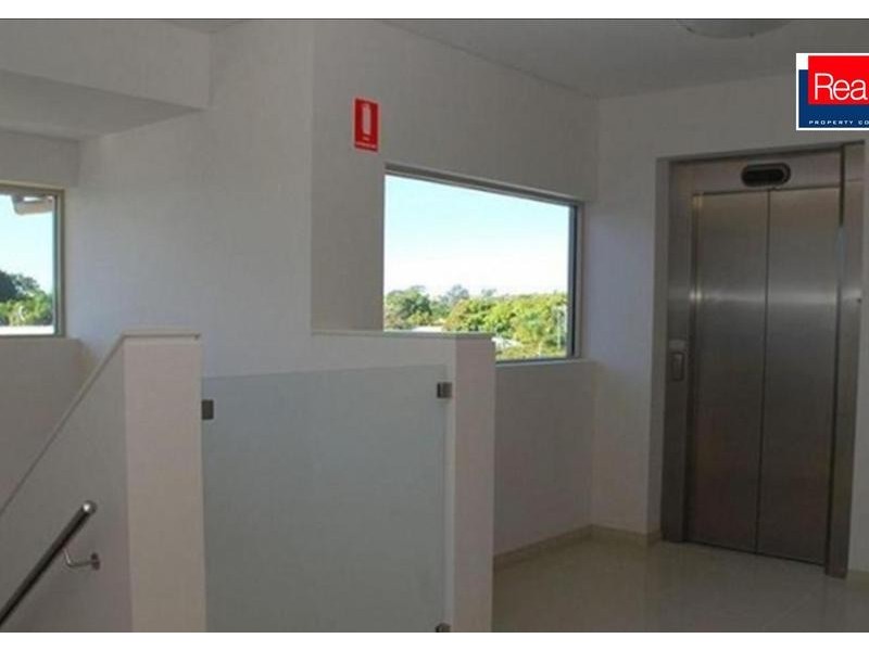 301/ 328 Esplanade, Scarness QLD 4655