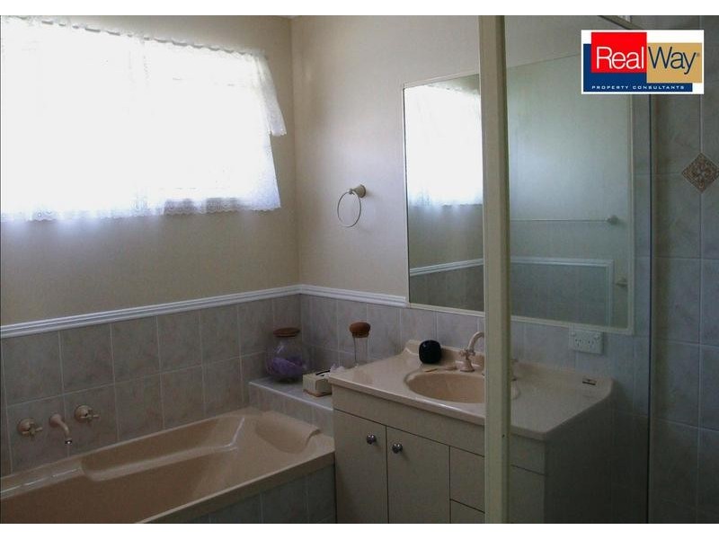 57 Kookaburra  Dr, Eli Waters QLD 4655