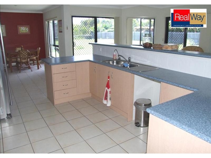 5 Montuna Ct, Wondunna QLD 4655