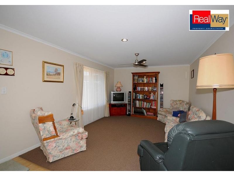 14 Kensi Crt, Point Vernon QLD 4655