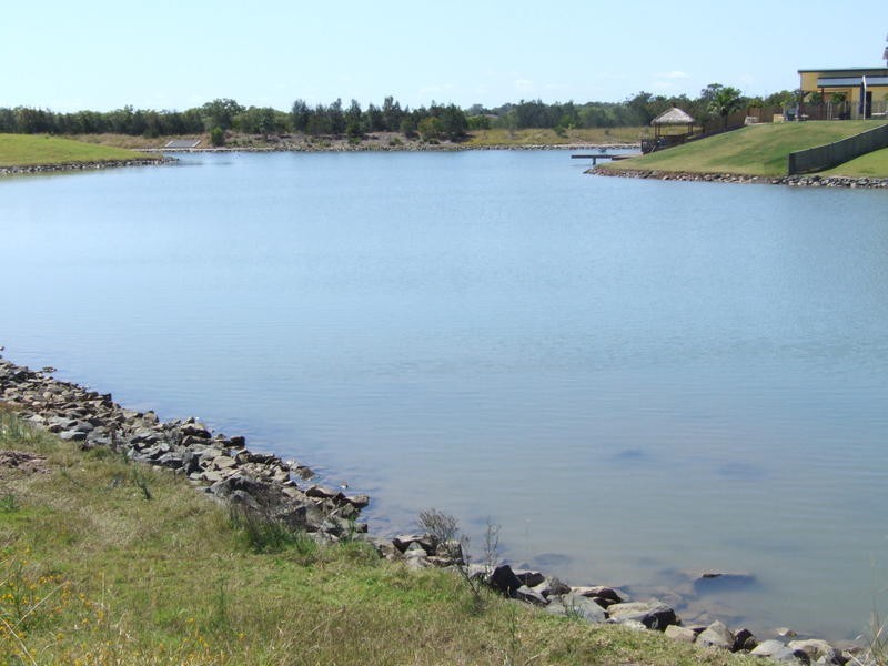 11 Bounty Cct, Eli Waters QLD 4655