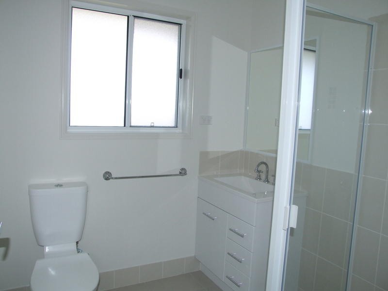 11 Bounty Cct, Eli Waters QLD 4655