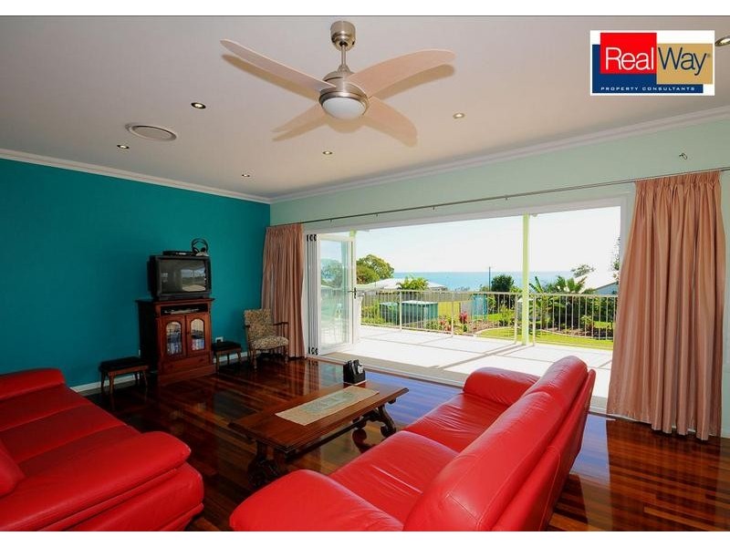 11 Aplin St, Point Vernon QLD 4655