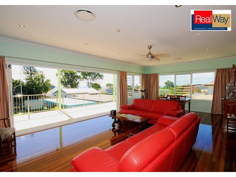 11 Aplin St, Point Vernon QLD 4655