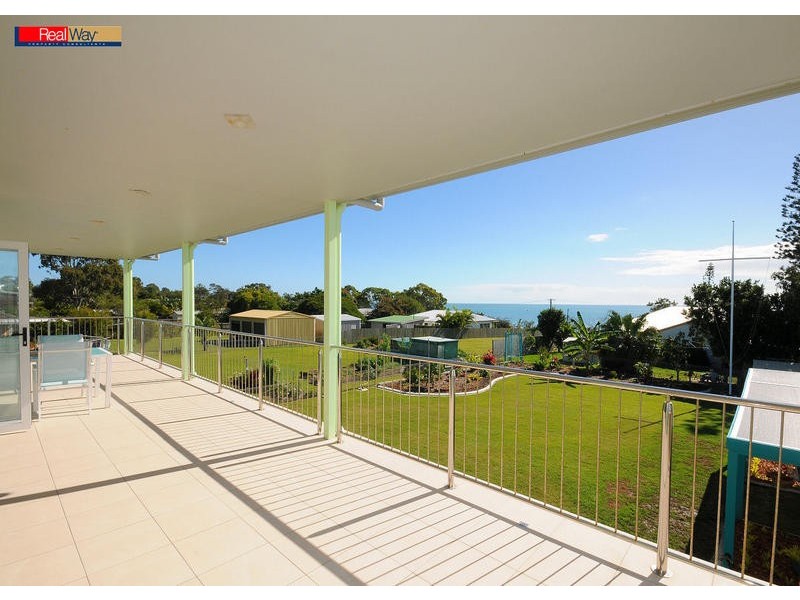 11 Aplin St, Point Vernon QLD 4655