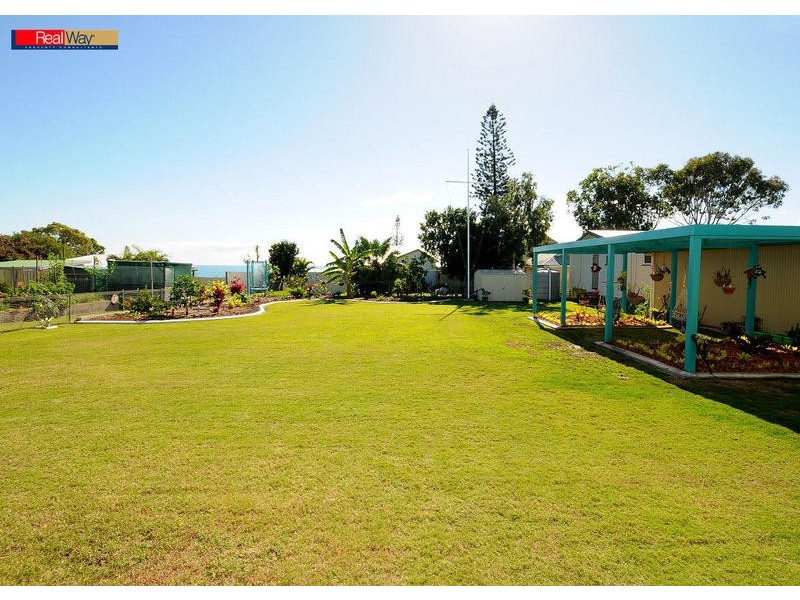 11 Aplin St, Point Vernon QLD 4655