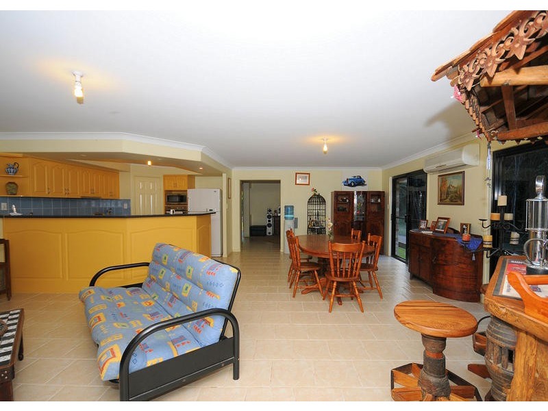 36 Beacon Road, Booral QLD 4655