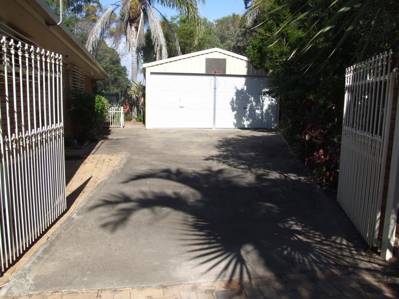 12 Elm Crt, Kawungan QLD 4655
