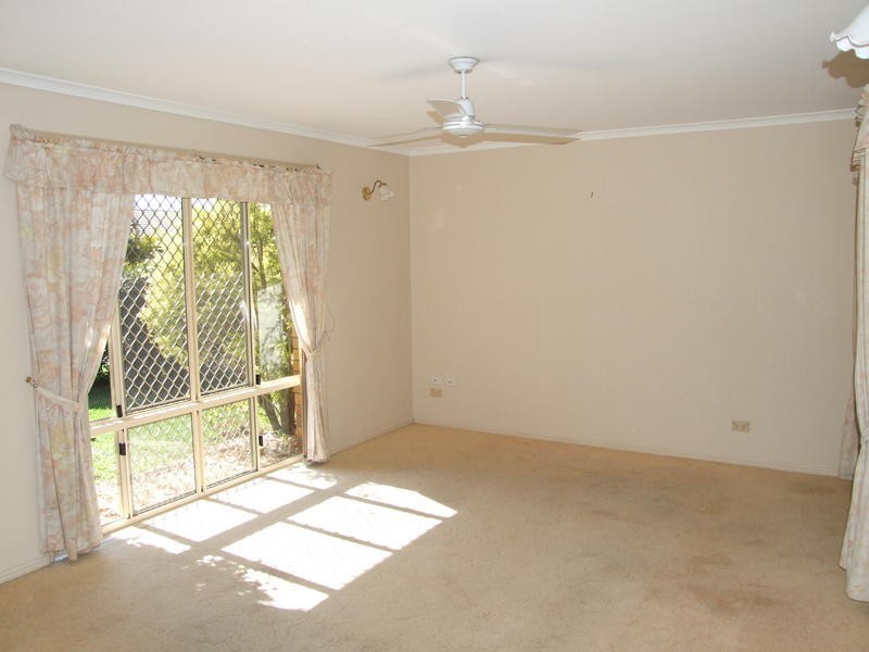 12 Elm Crt, Kawungan QLD 4655
