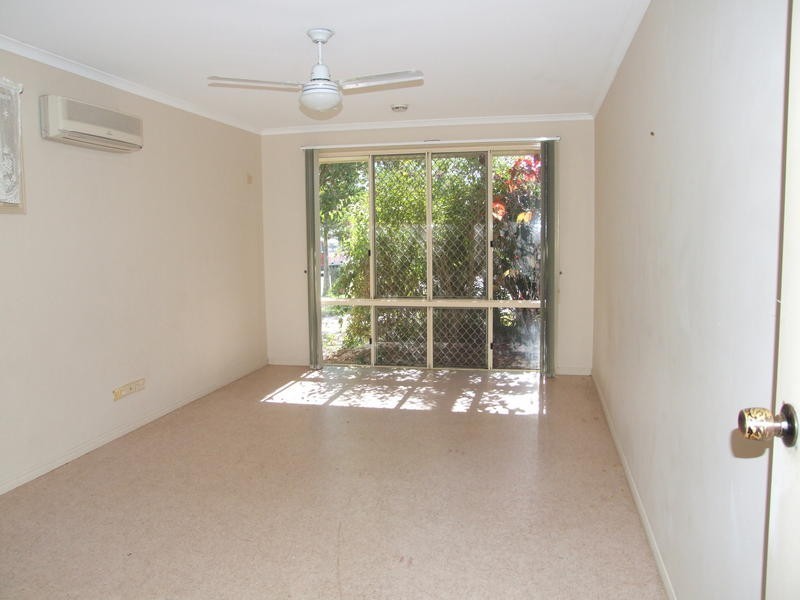 12 Elm Crt, Kawungan QLD 4655