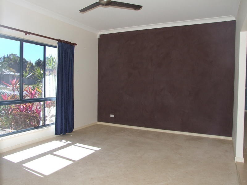 20 Rosewood Avenue, Wondunna QLD 4655