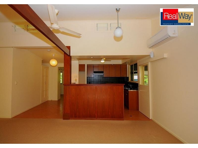 Sunshine Acres QLD 4655