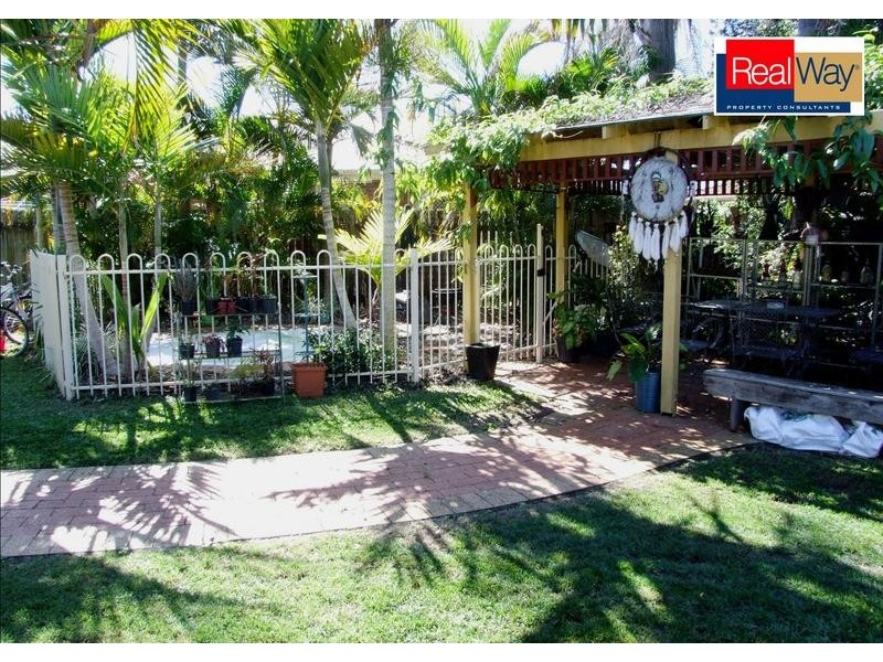 10 Mackay Dr, Kawungan QLD 4655