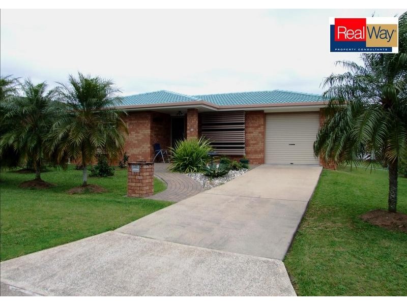 35 Winchelsea St, Pialba QLD 4655