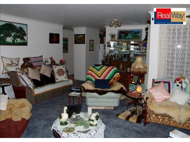 35 Winchelsea St, Pialba QLD 4655