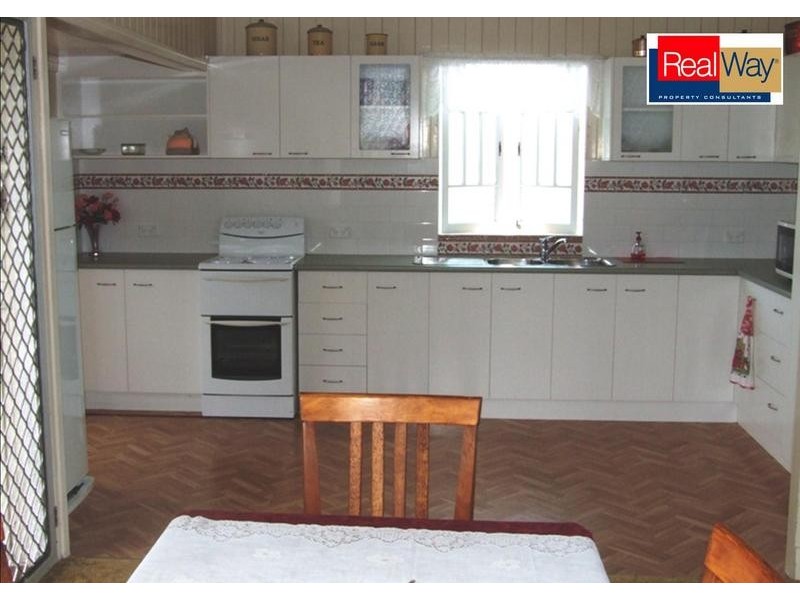 15 Freshwater St, Scarness QLD 4655