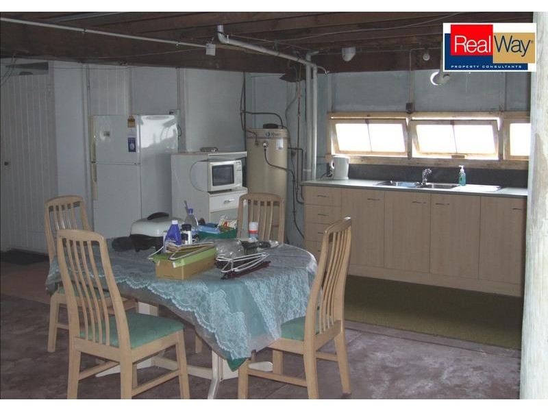 15 Freshwater St, Scarness QLD 4655