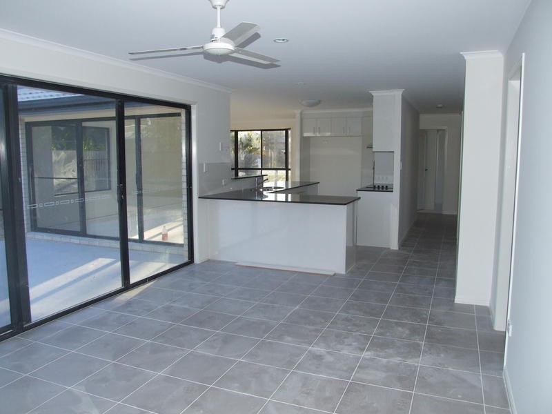 46 Honiton Street, Torquay QLD 4655