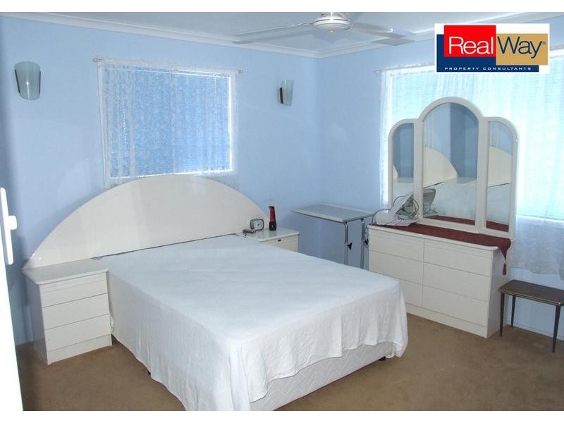 3 Hayworth St, Point Vernon QLD 4655
