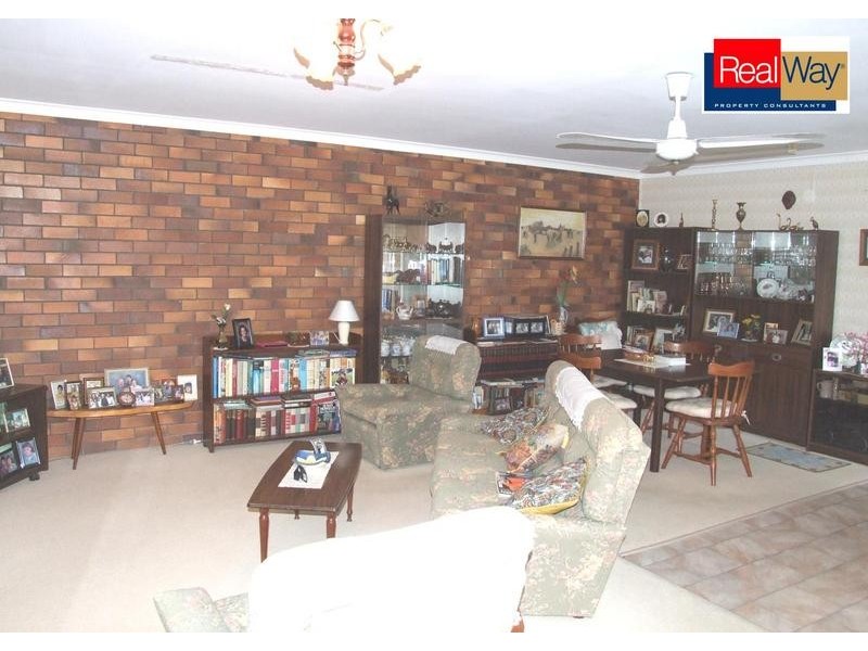 1 & 2/ 128 Tooth St, Pialba QLD 4655