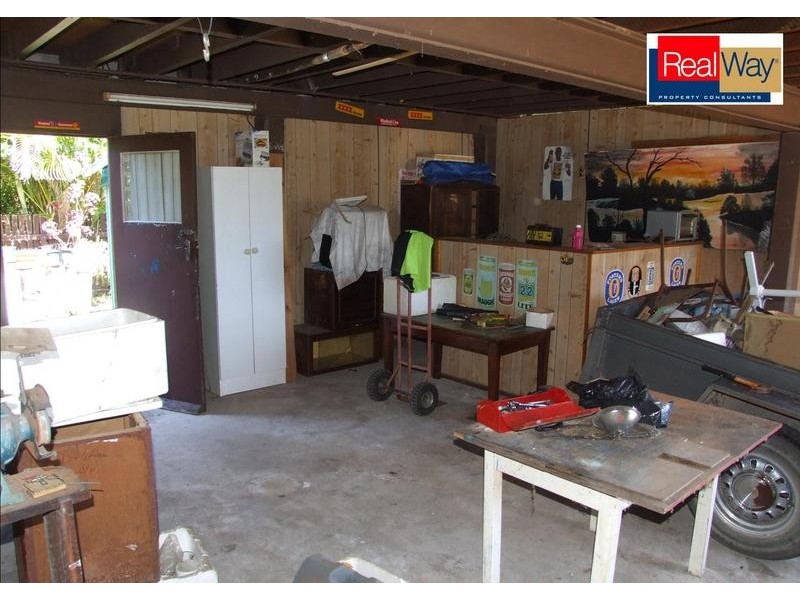 1 Kenny Way, Point Vernon QLD 4655