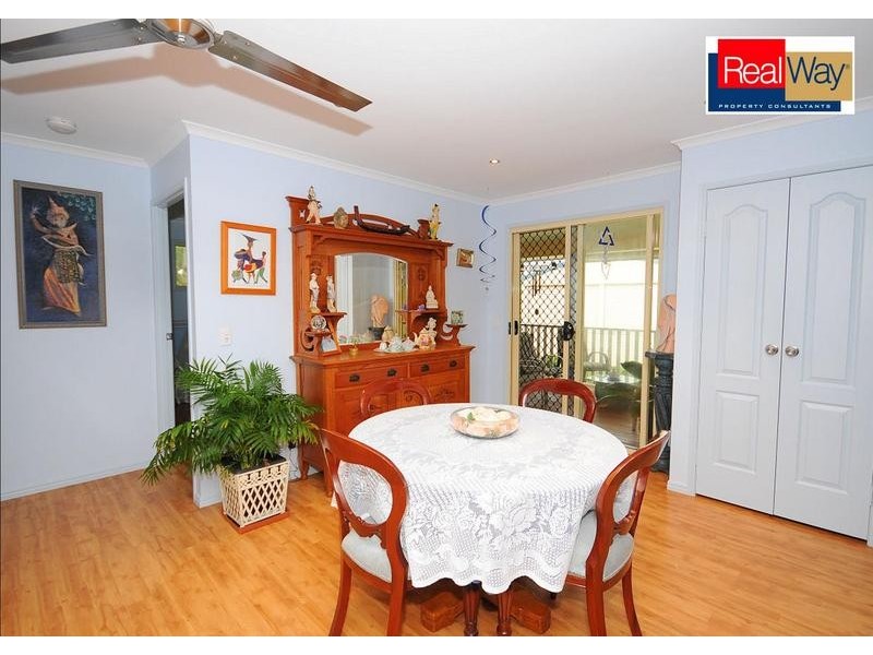 17 Andersen Ave, Urraween QLD 4655