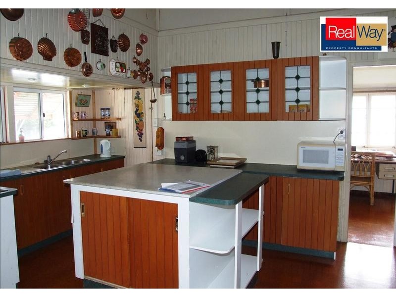 165 Torquay Rd, Scarness QLD 4655