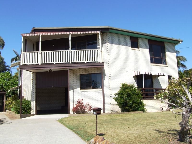 69 Hillcrest Avenue, Scarness QLD 4655