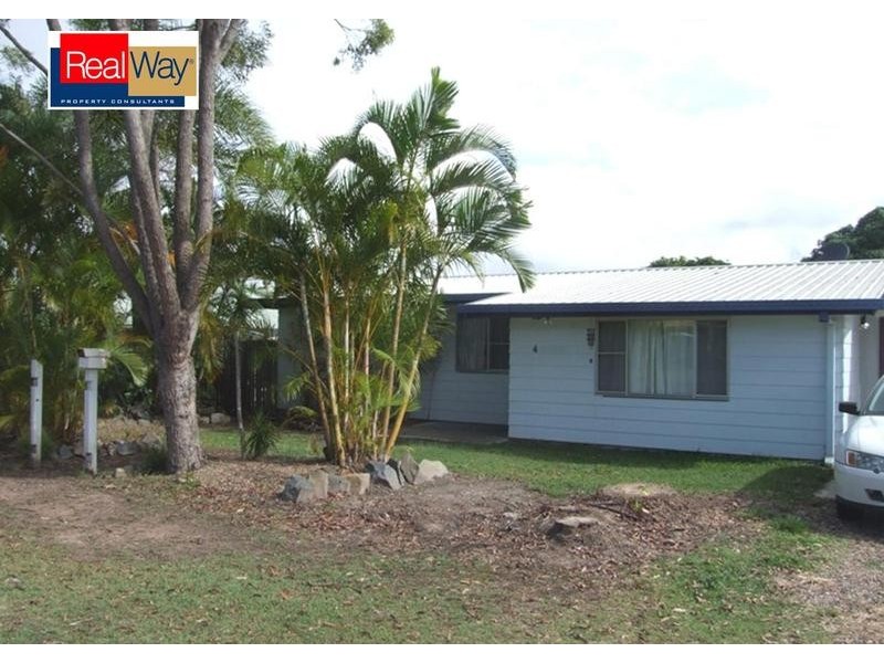 4 Pineapple St, Torquay QLD 4655