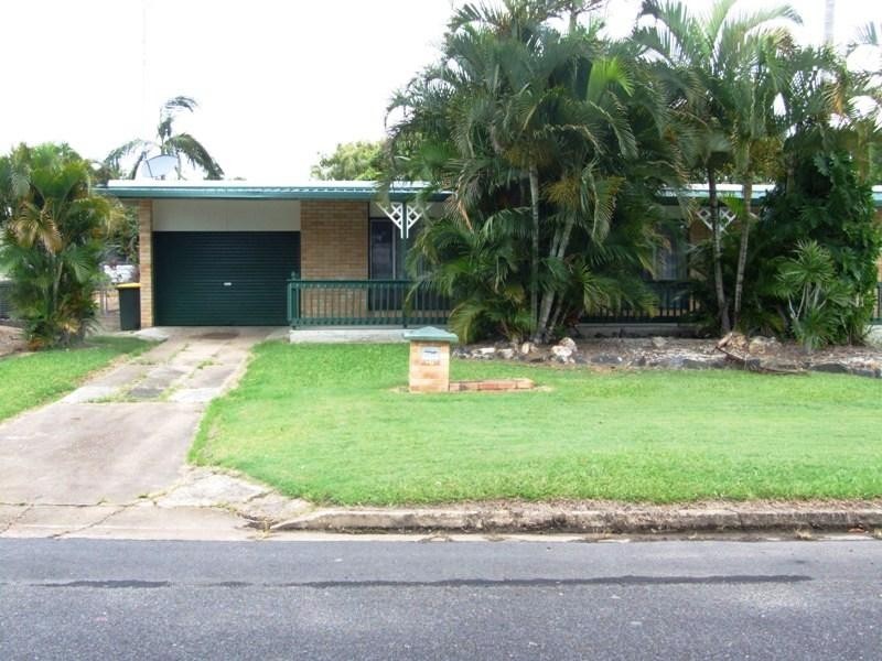 17 Tingira Tce, Scarness QLD 4655