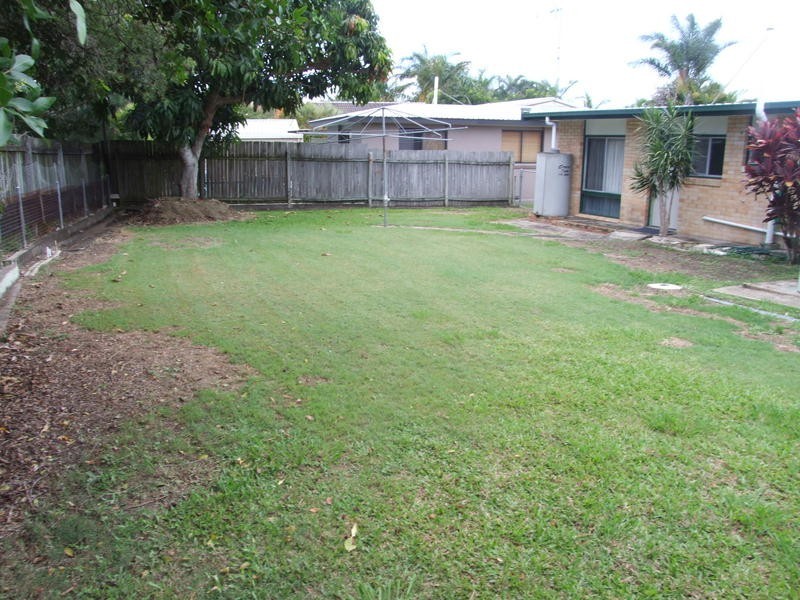 17 Tingira Tce, Scarness QLD 4655
