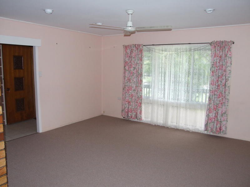 17 Tingira Tce, Scarness QLD 4655