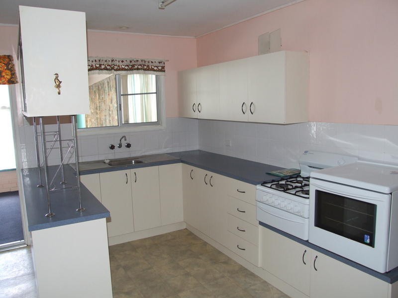 17 Tingira Tce, Scarness QLD 4655